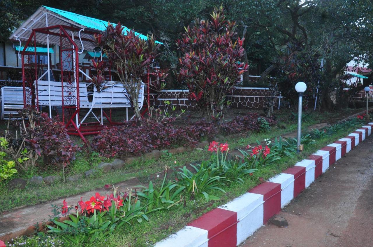 The Ishwar Inn Resort Mahābaleshwar Eksteriør bilde
